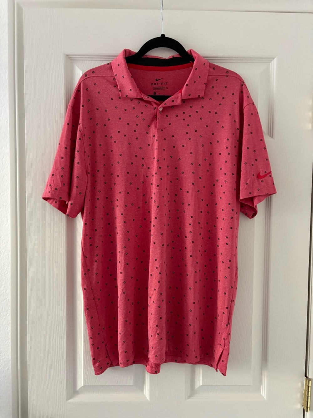Nike Dri-Fit Golf Polo Shirt Men’s Size L Red Polka Dot Short Sleeve